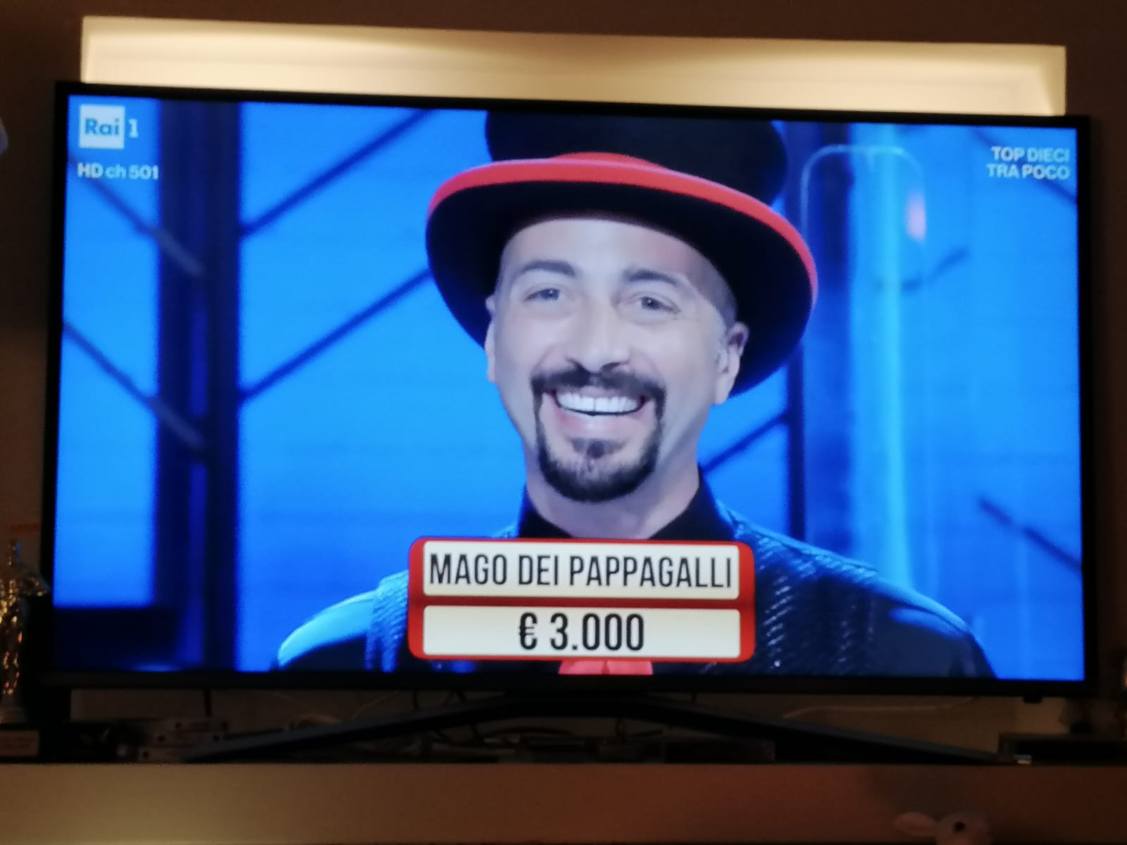 gigi-speciale-soliti-ignoti-amadeus-tv-raiuno